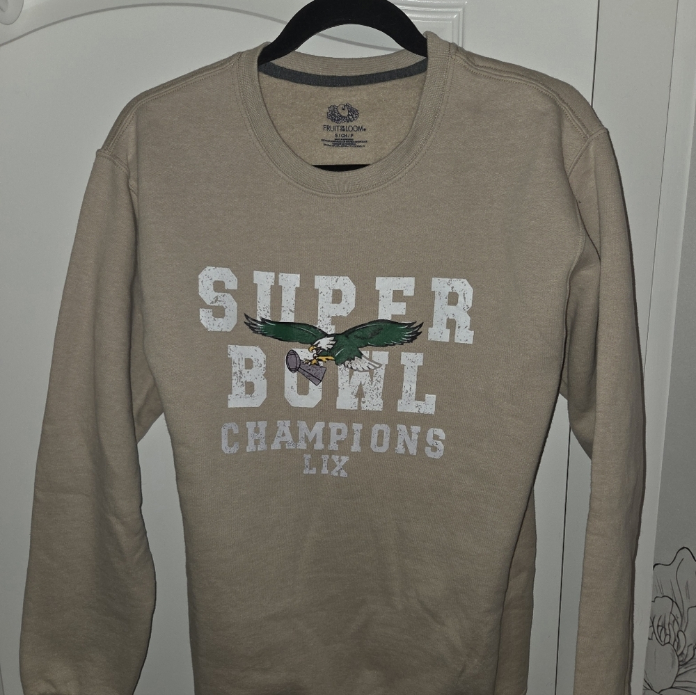 ADULT EAGLES SUPER BOWL CHAMPIONS TAN SWEATSHIRT - SIZE SMALL